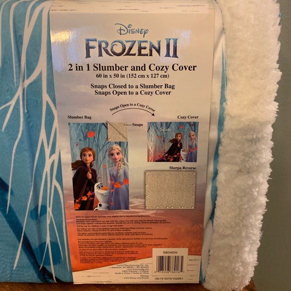 NWT Frozen 2 bundle 8 pc. Anna and Elsa doll set - Picture 14 of 14